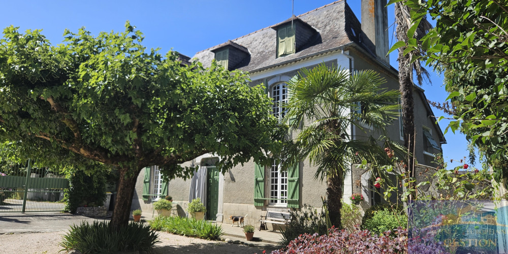 maison à LAMARQUE PONTACQ (65380)